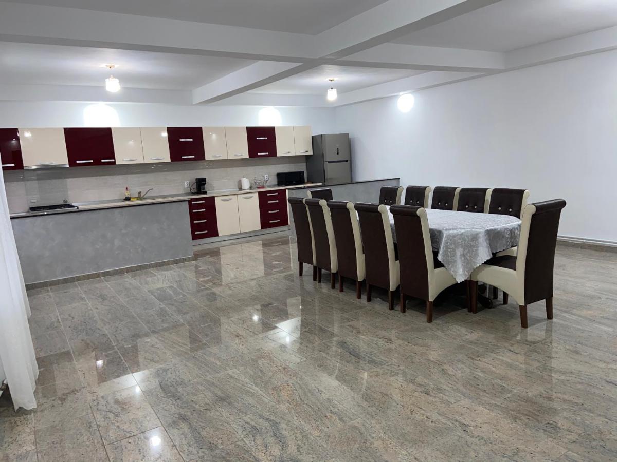 Pensiunea Casa Deny Novaci-Străini Exterior foto